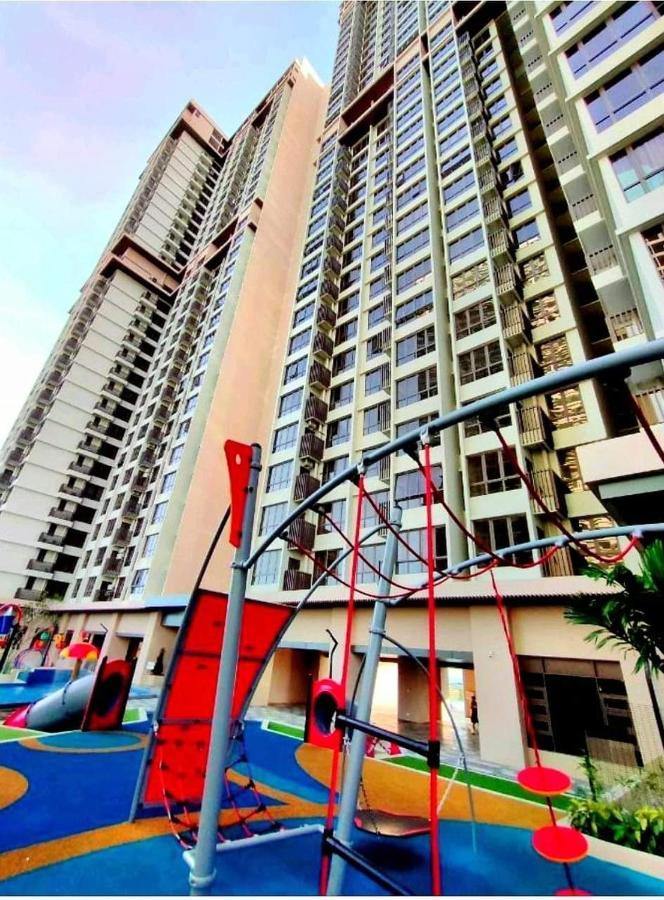 Jrv Hotelstyle Homestay Melaka エクステリア 写真